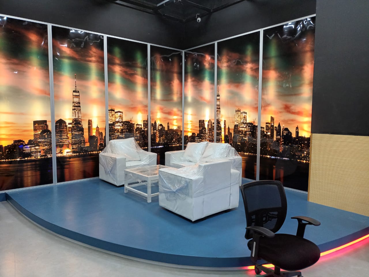 Sonorific studio seating project image 9